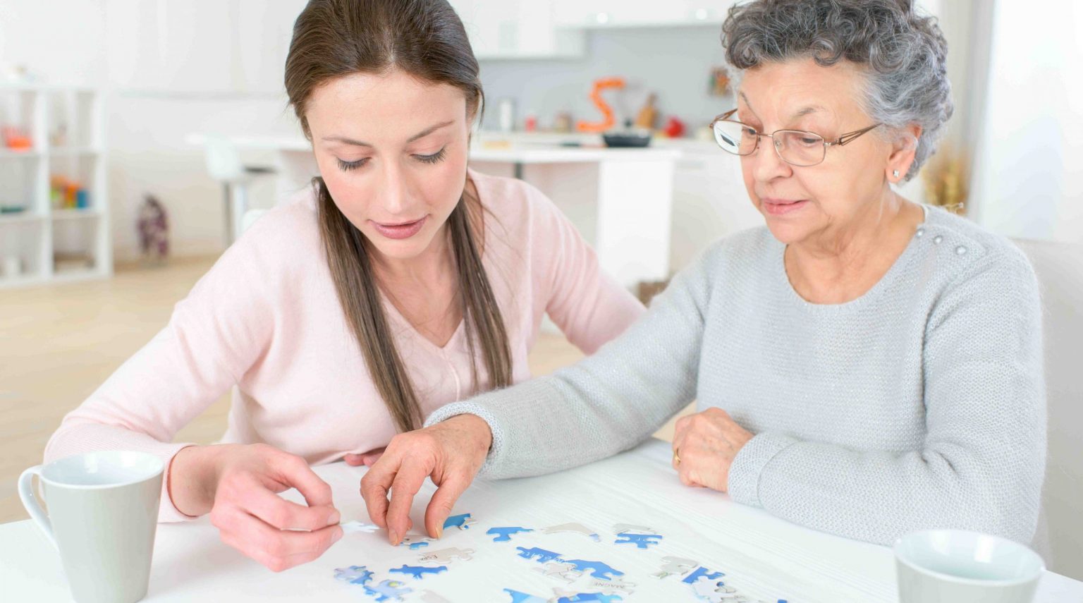 Alzheimer e associazioni: quali sono e che servizi offrono?