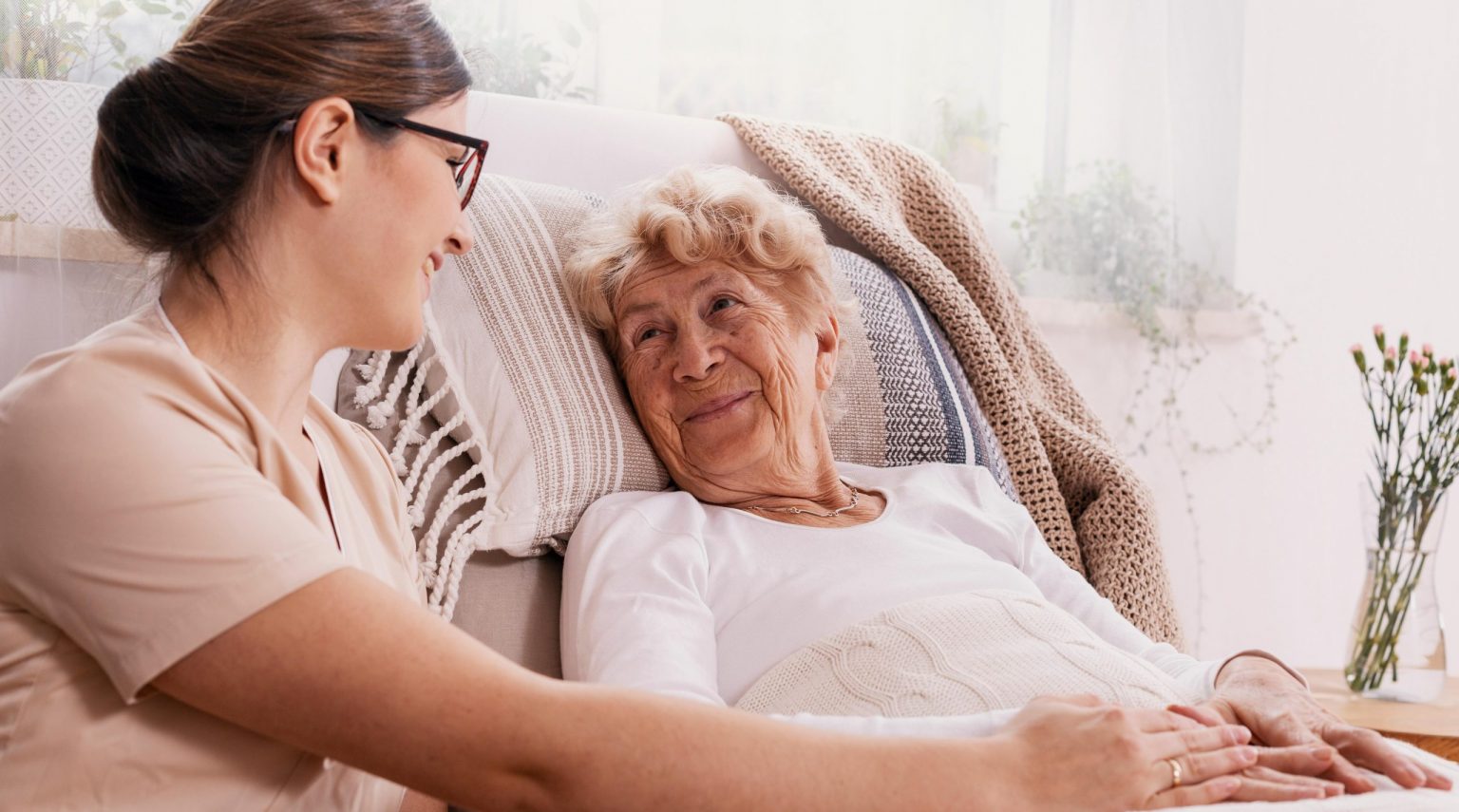 Come affrontare la sindrome del tramonto o sundowning nei malati di Alzheimer