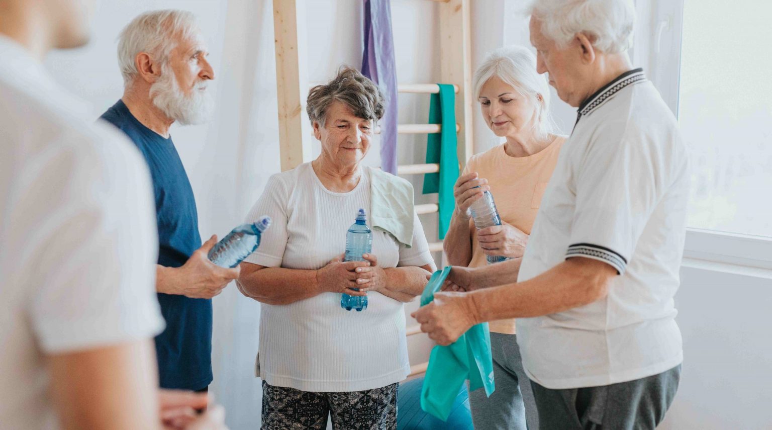 Alzheimer e attività fisica: gli esercizi da fare (anche a casa)