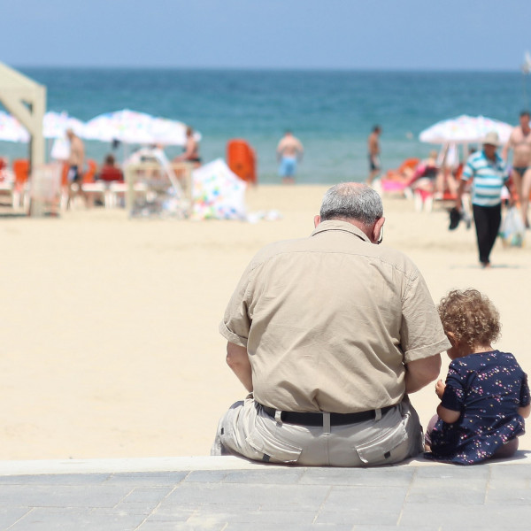 Anziani in vacanza: i nostri consigli per una vacanza sicura