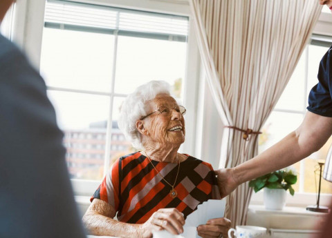 Appartamenti protetti Anziani per l’estate