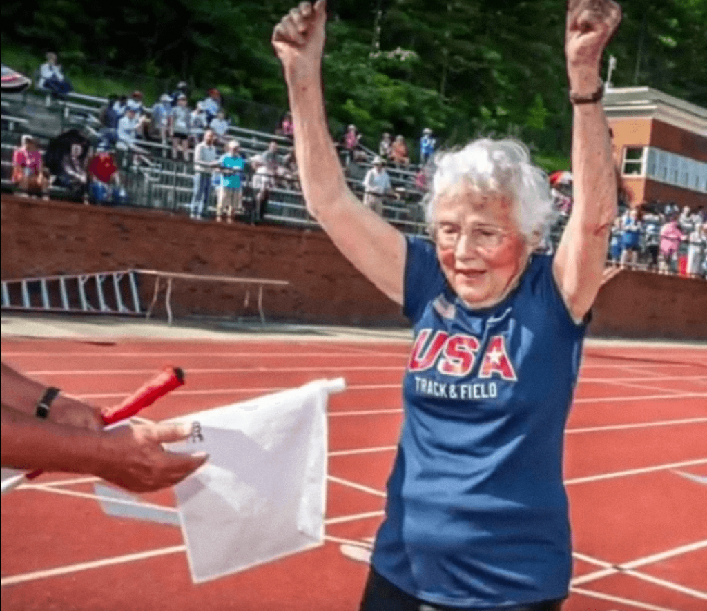 Julia Hawkins 100 metri record