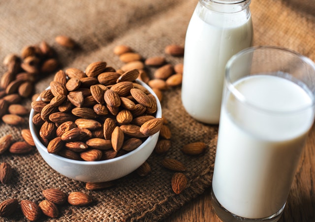 osteoporosi e alimentazione naturale latte e latticini