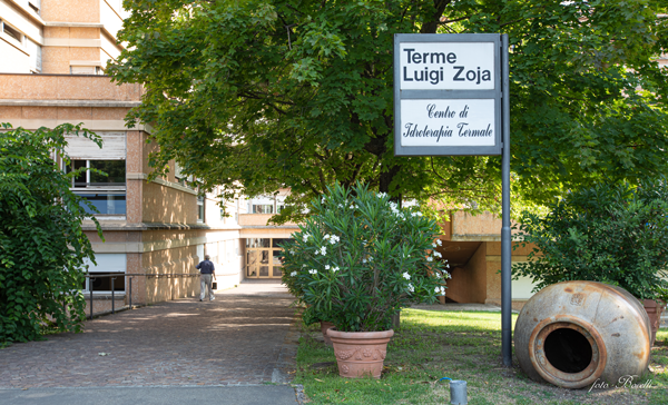 Il Centro Ammonis e le cure non farmacologiche innovative. Intervista al Dottor Ivo Cilesi