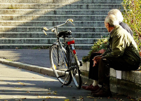 Perché i capelli diventano bianchi?