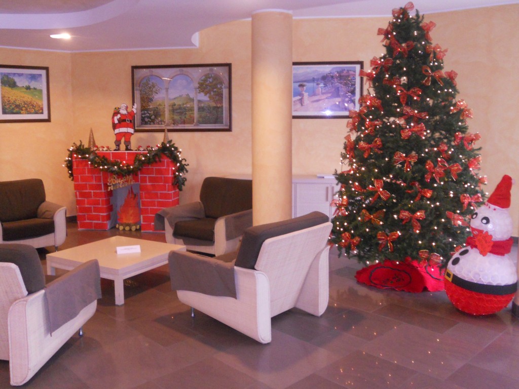 casa-di-riposo-natale-anziani-decorazioni-saccardo