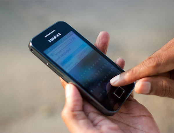 Truffe telefoniche: come proteggere gli anziani