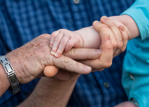 L’importante rapporto tra nonno e nipote