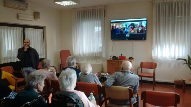 Tutti in piazza: il progetto 2.0 dedicato agli anziani