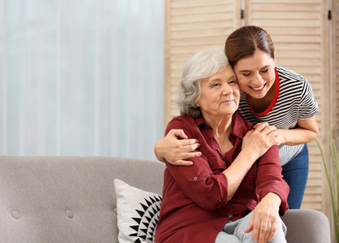 Requisiti caregiver: come fare domanda per diventarlo?