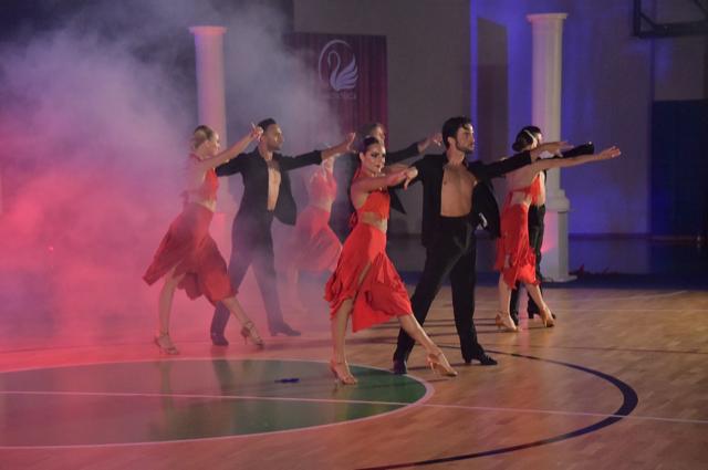 Città di Verona<br>Balli & risate