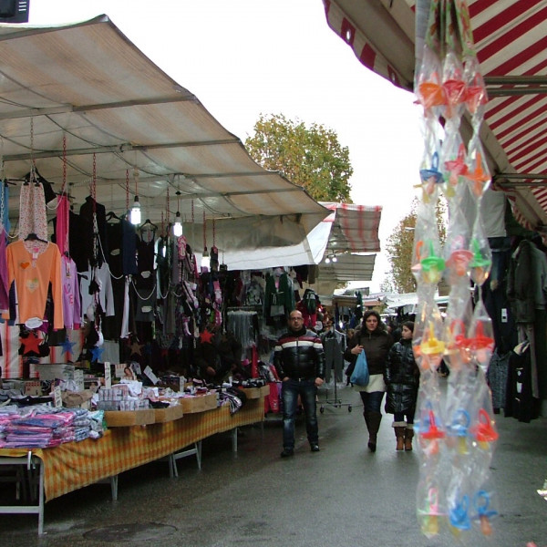 Santa Marta<br>Uscita al mercato