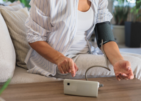 Pressione bassa negli anziani: conoscere il problema e stabilizzarla prontamente