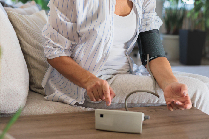 Pressione bassa negli anziani: conoscere il problema e stabilizzarla prontamente