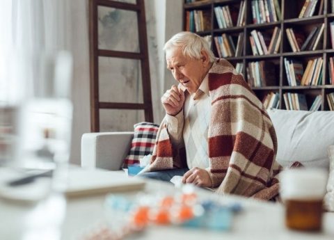 Come aumentare le difese immunitarie negli anziani con l’inverno alle porte
